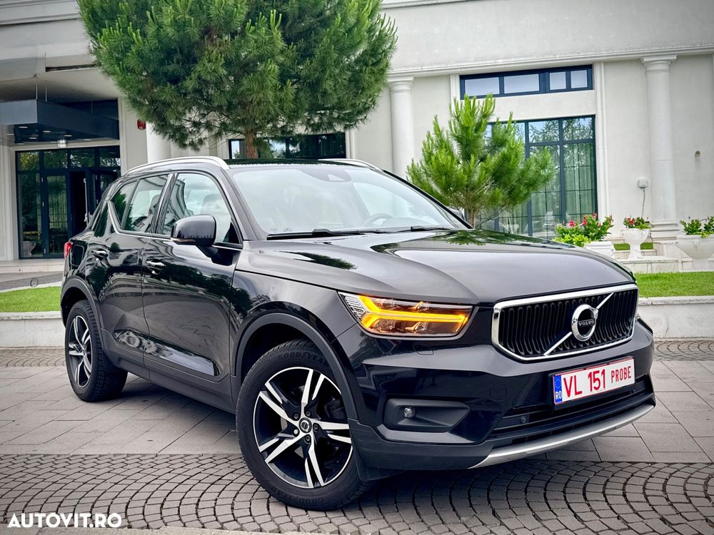 Volvo XC 40 T5 AWD Geartronic Momentum Pro - 2