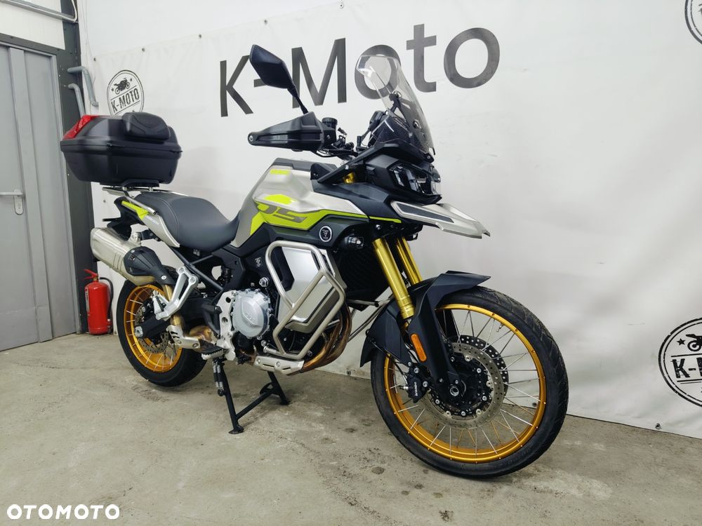 VOGE 900DSX - 2