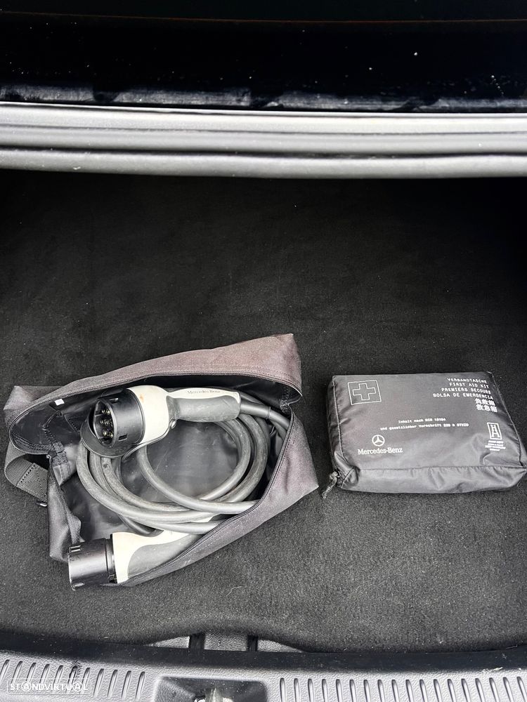 Mercedes-Benz A 250 Limousine e 8G-DCT AMG Line Advanced Plus - 13