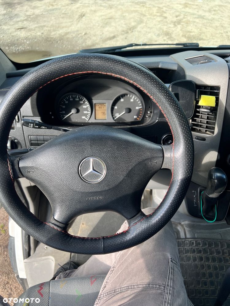 Mercedes-Benz Sprinter - 6