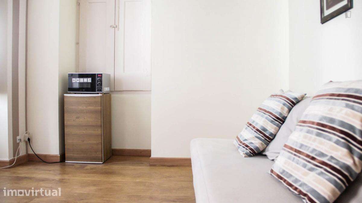Apartamento com 1 quartos - localizado em Princípe Real Lisbon - Grande imagem: 3/14
