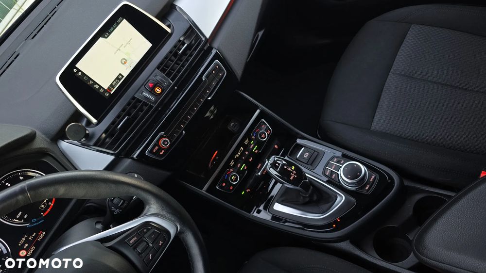 BMW Seria 2 218d Active Tourer Sport-Aut Advantage - 27