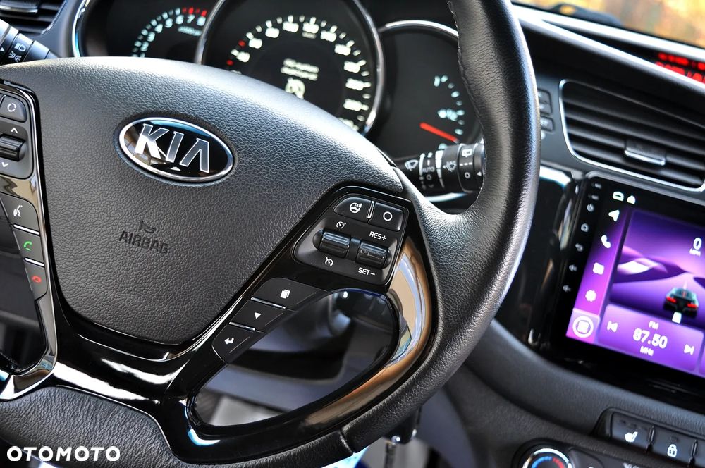 Kia Ceed - 23