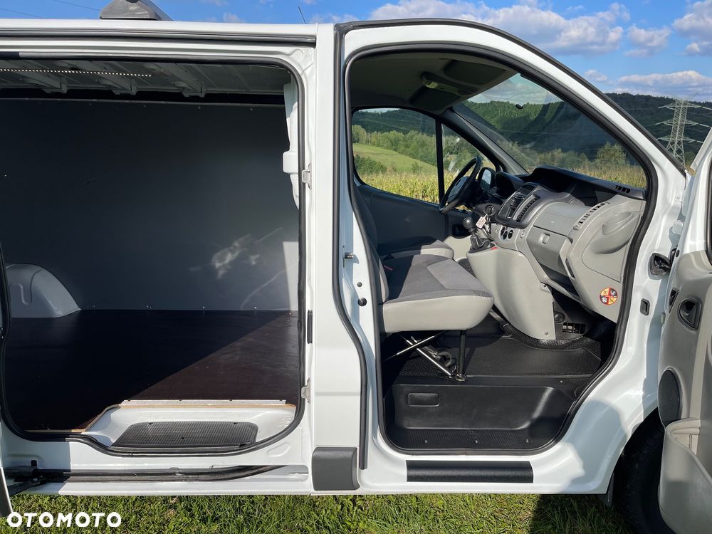 Opel Vivaro - 15