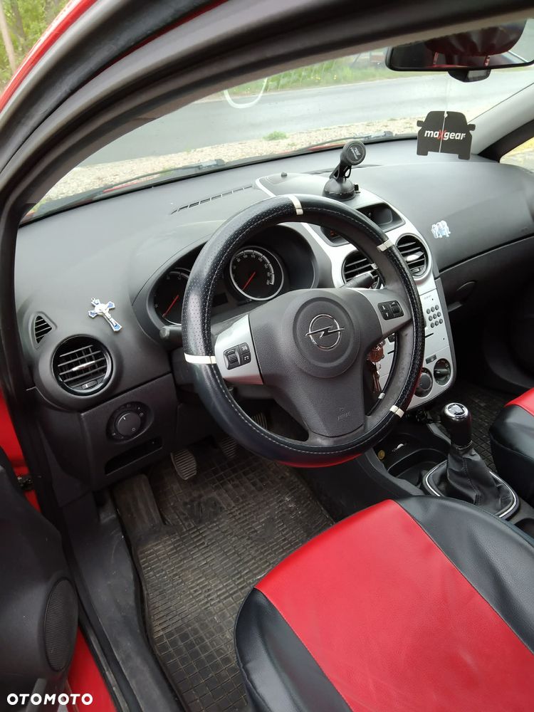 Opel Corsa 1.0 12V Essentia - 6
