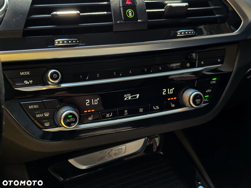 BMW X3 xDrive20d - 25