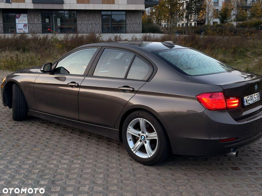 BMW 320I 2015 photo 5