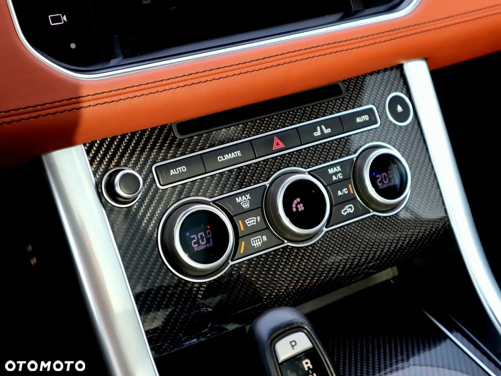Land Rover Range Rover Sport - 30
