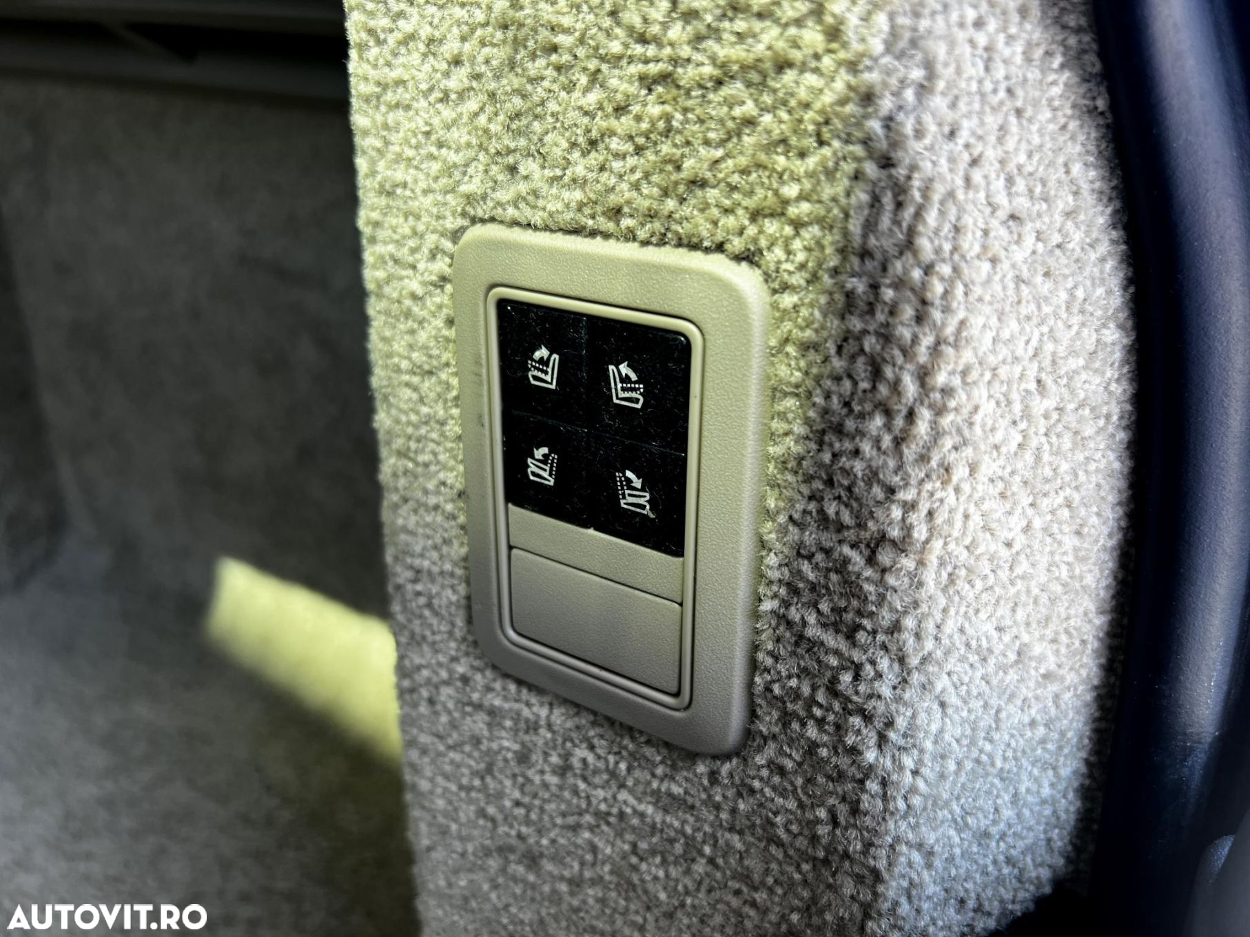 Land Rover Range Rover Vogue - 35
