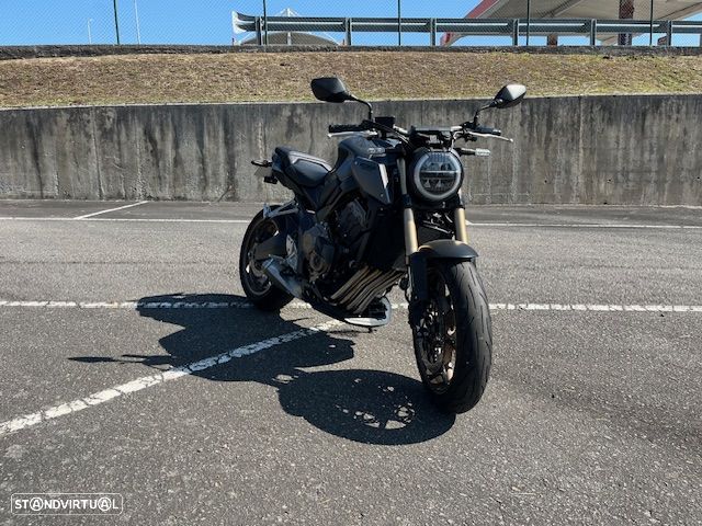 Honda CB 650R - 4