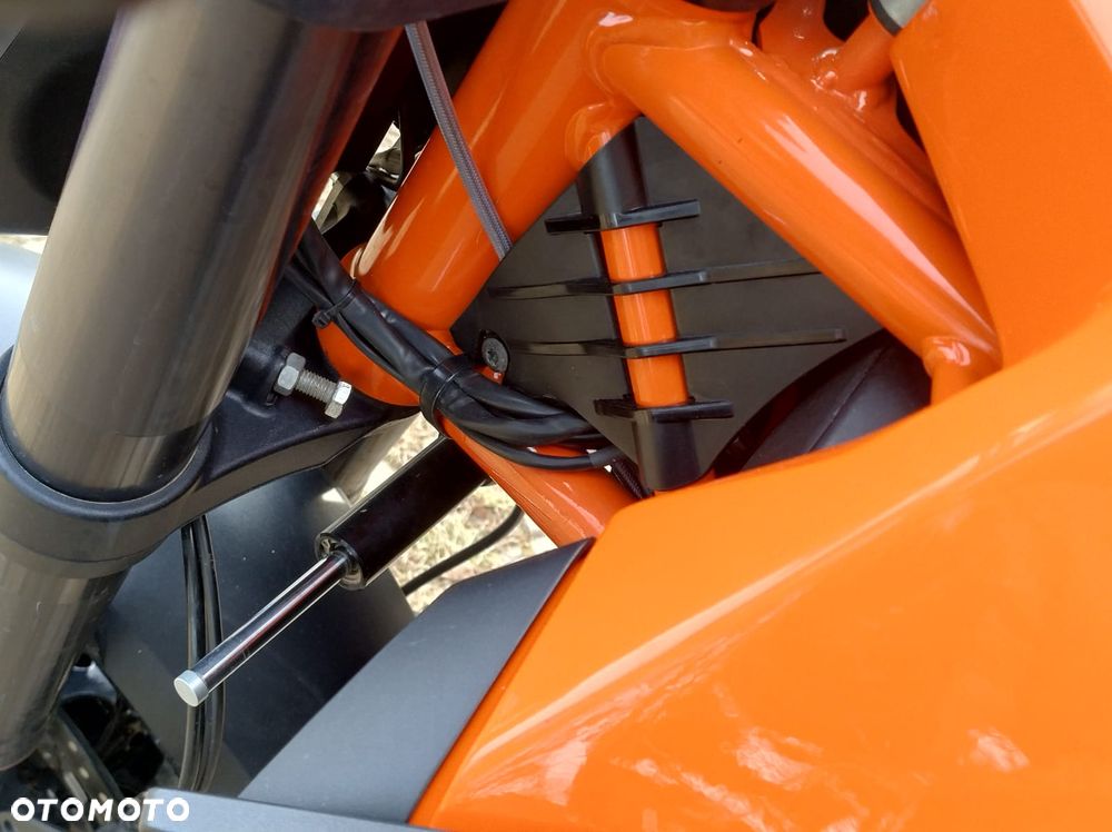 KTM Super Duke - 24