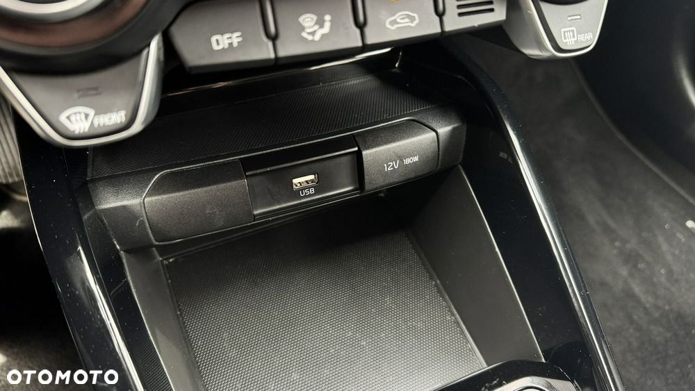 Kia Stonic - 13
