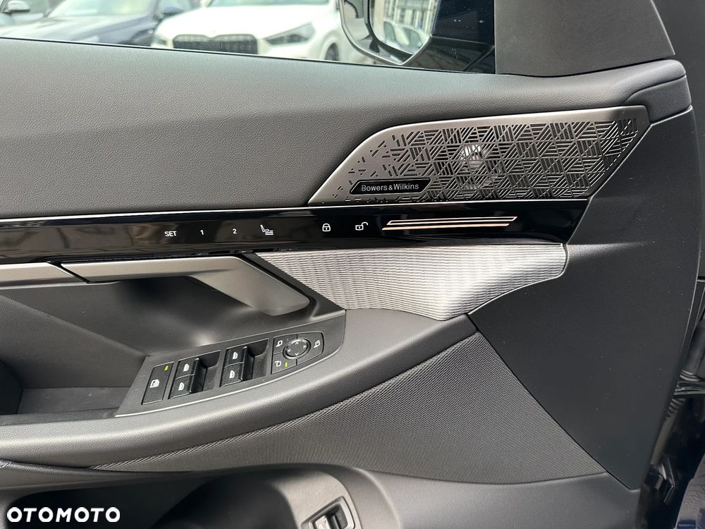 BMW Seria 5 530e xDrive PHEV M Sport - 13