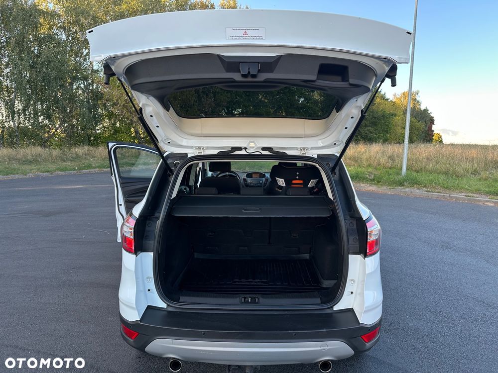 Ford Kuga - 16
