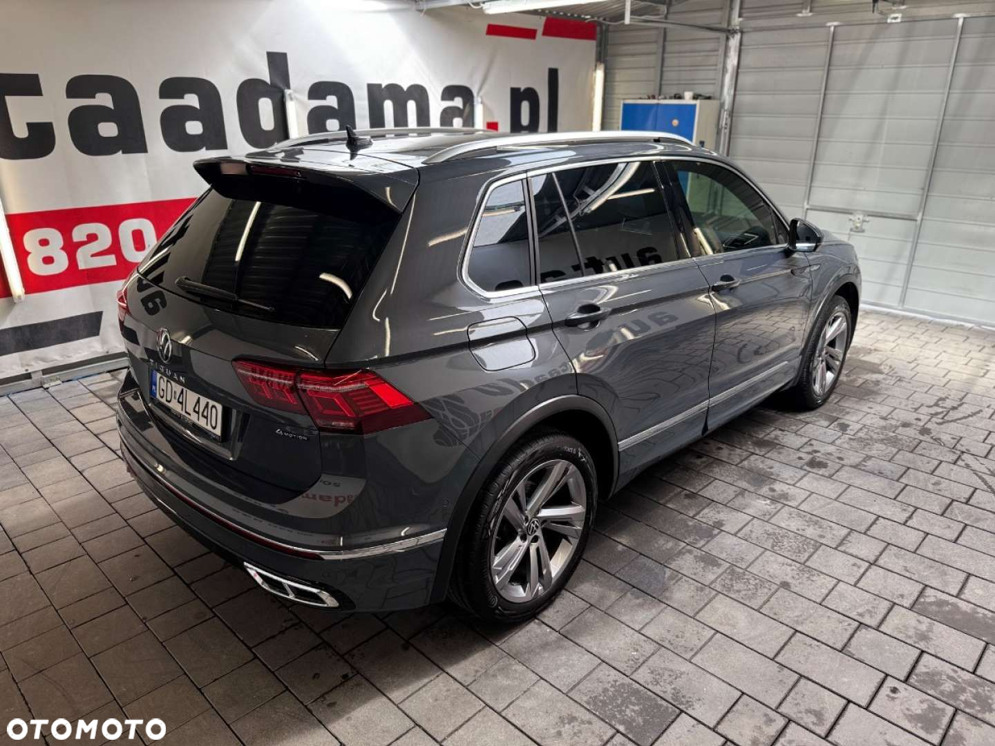 Volkswagen Tiguan - 8