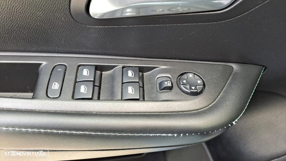 Peugeot e-208 50 kWh Allure - 51