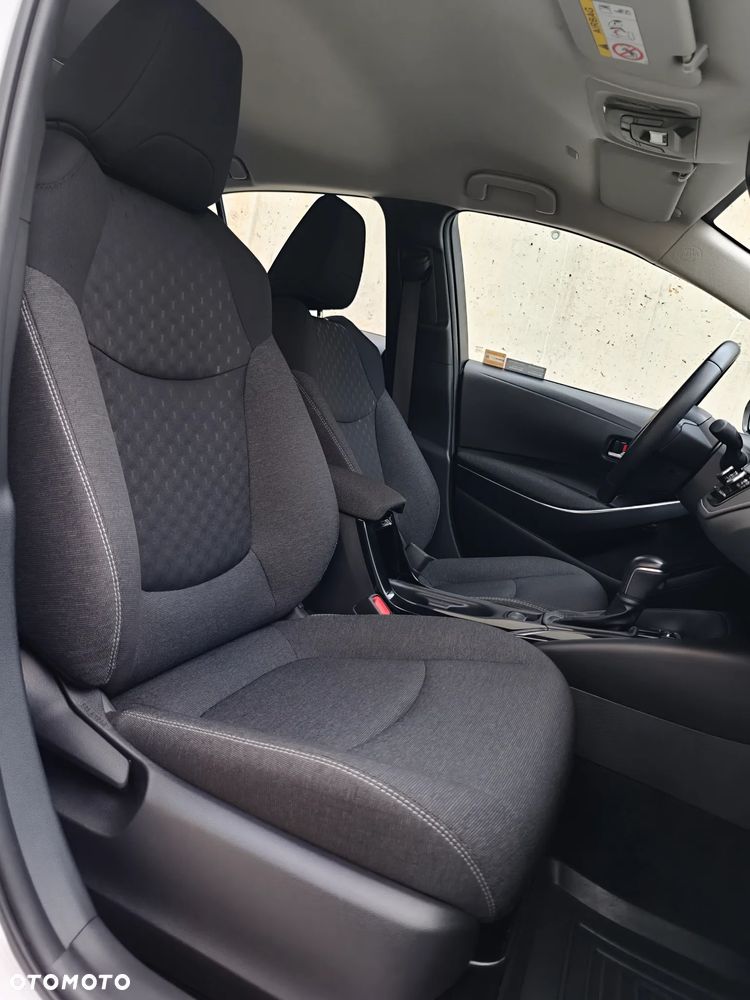 Toyota Corolla 1.8 Hybrid Comfort - 26