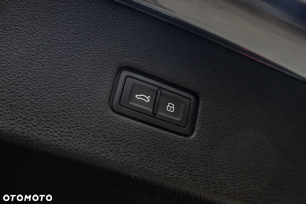 Audi Q8 50 TDI mHEV Quattro Tiptronic - 38