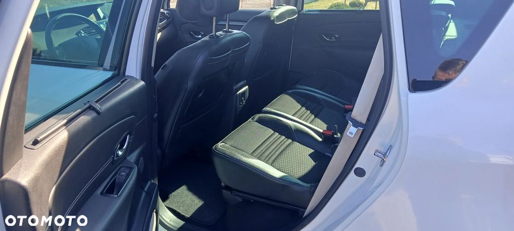 Renault Scenic Energy TCe 130 S&S Bose Edition - 11