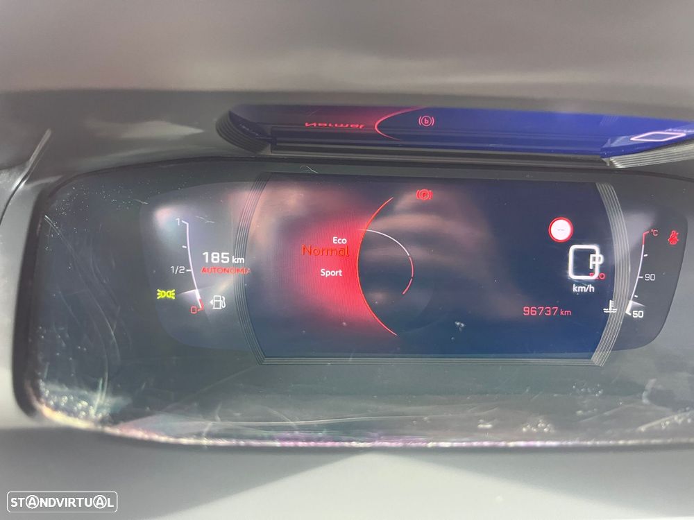 Peugeot 2008 BlueHDi 130 EAT8 Allure Pack - 25