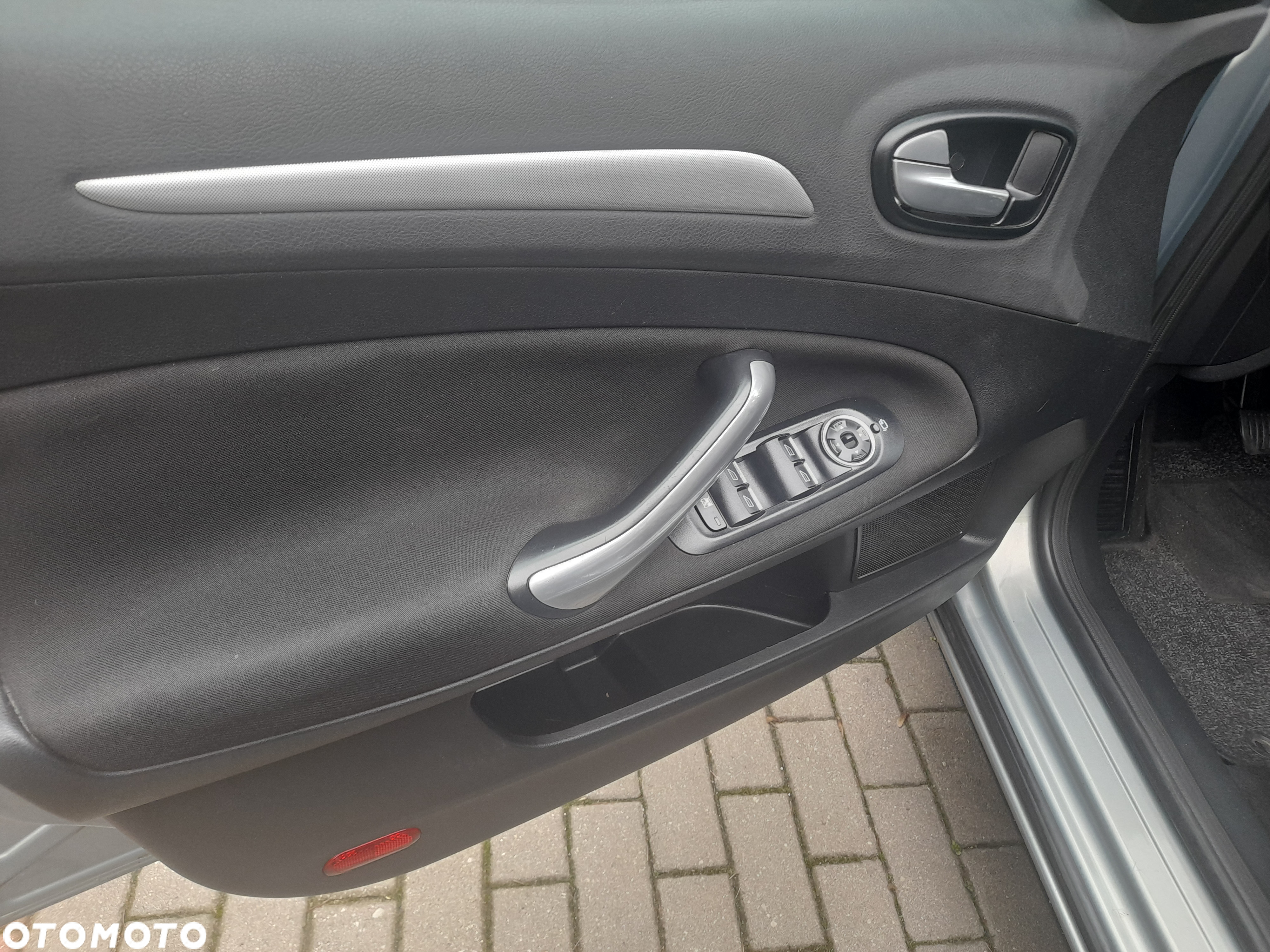 Ford Mondeo 2.0 Trend - 19
