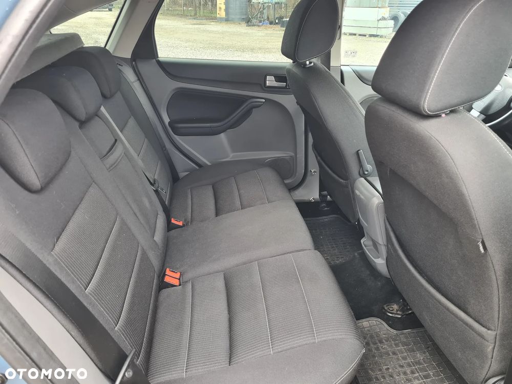 Ford Focus - 28
