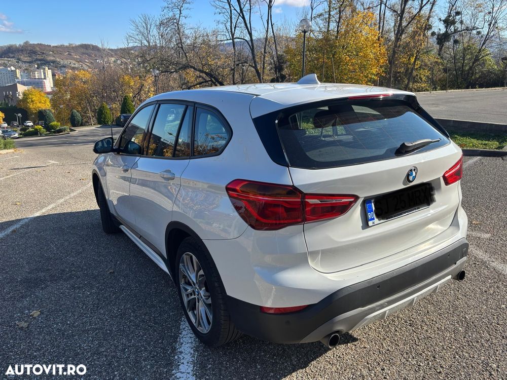 BMW X1 xDrive20d AT - 12