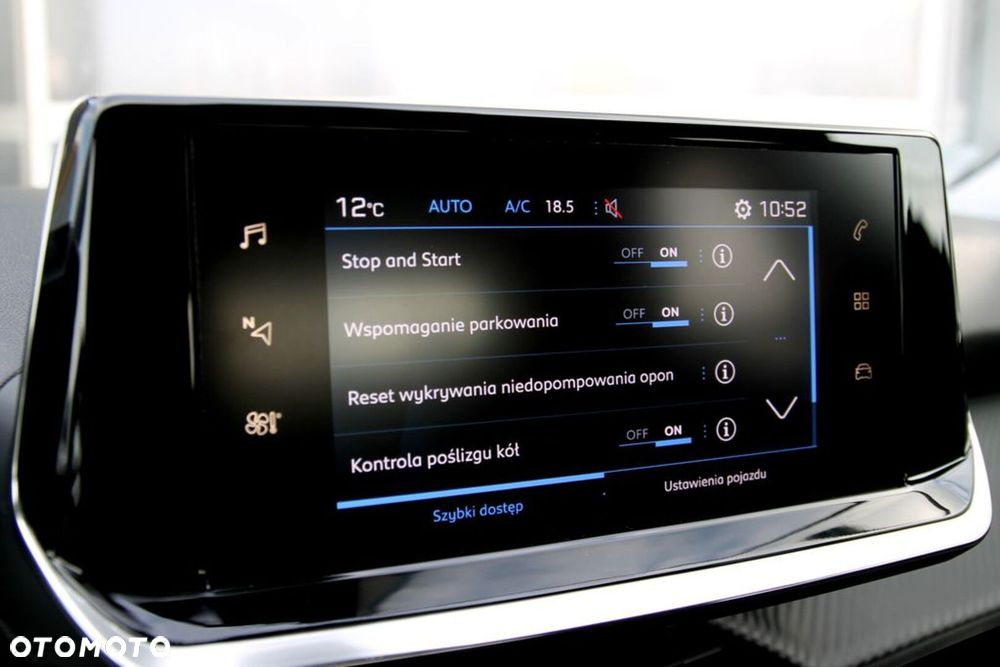 Peugeot 2008 1.2 PureTech Allure S&S EAT8 - 27