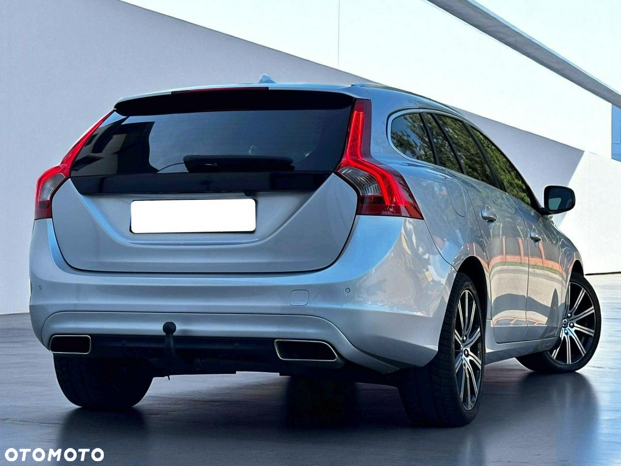 Volvo V60 D4 Geartronic Summum - 20