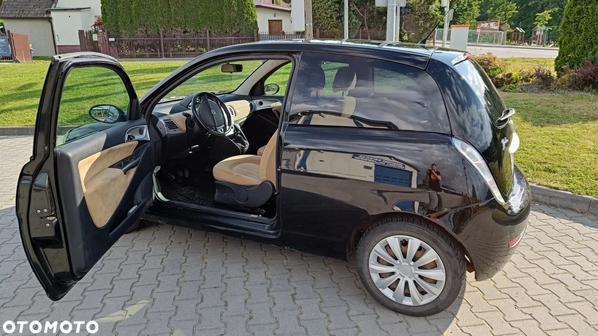 Lancia Ypsilon 1.4 8V Moda Milano (4 os.) - 14
