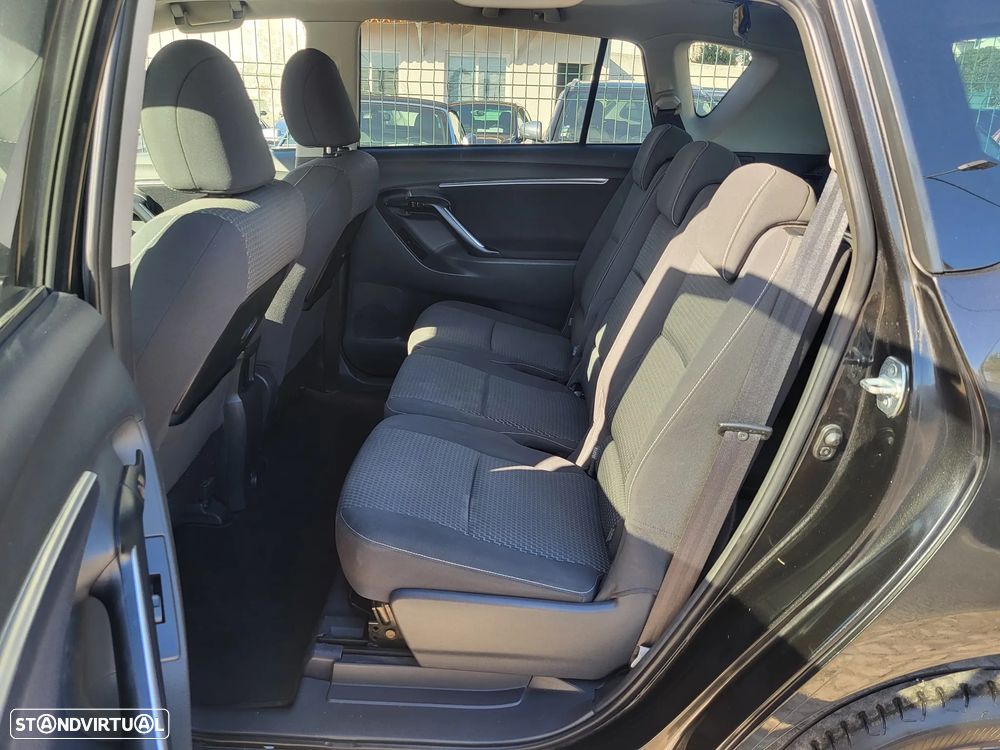 Toyota Verso 1.6 D-4D Comfort - 9