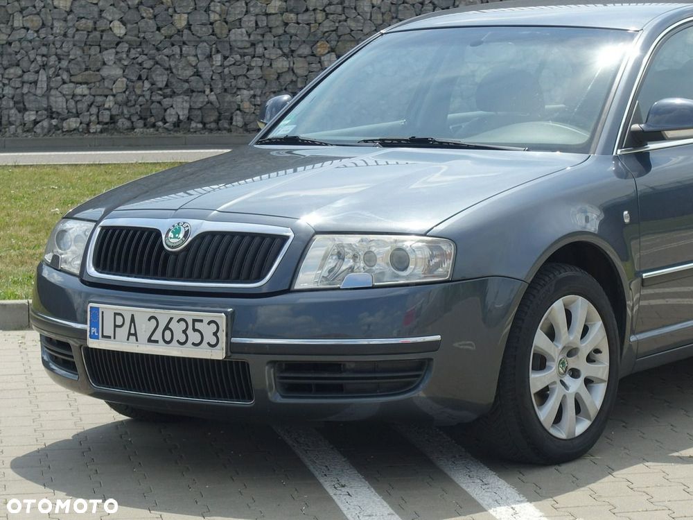 Skoda Superb - 2