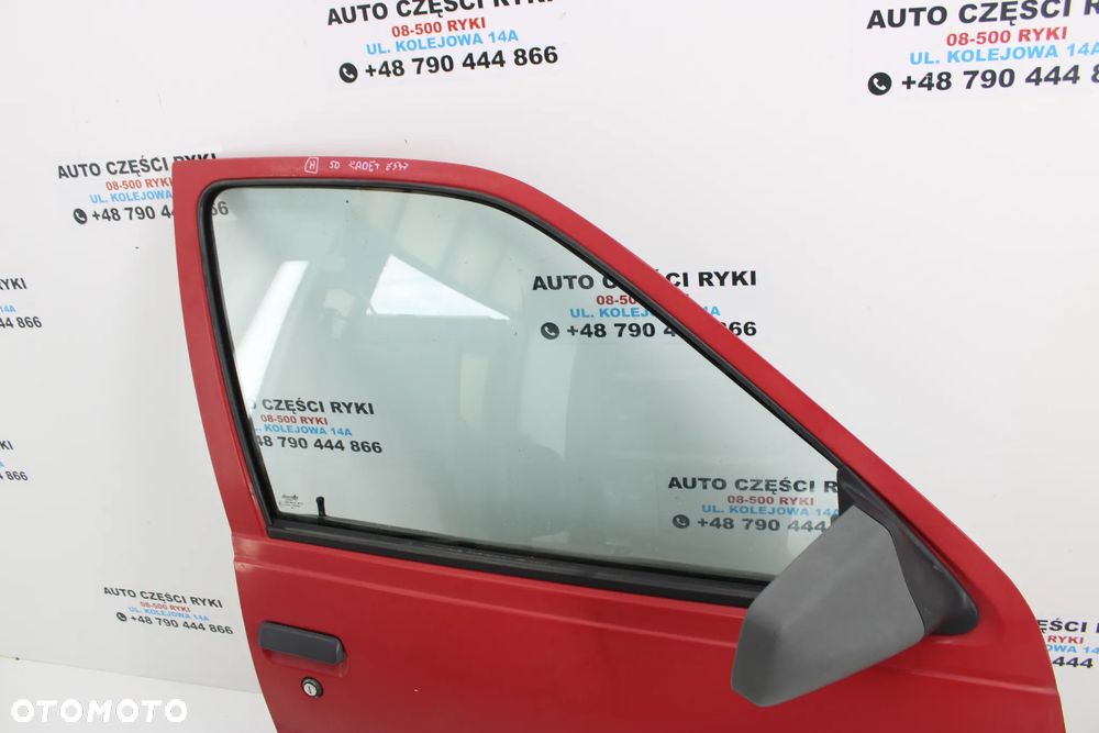 Opel Kadet 5D HB Drzwi Prawy Przód  E547 - 5