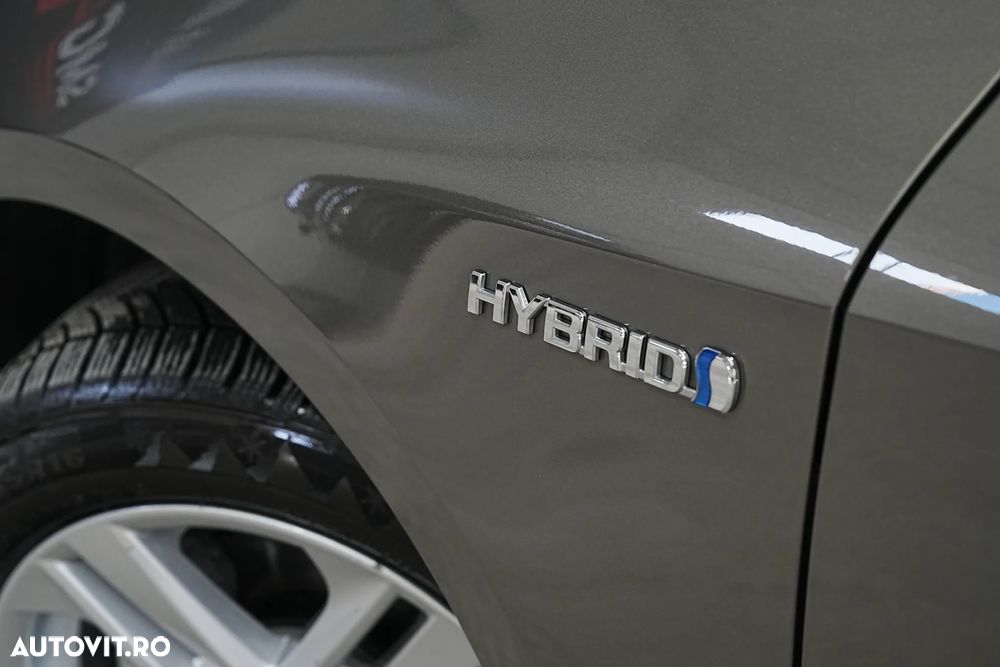 Toyota Corolla 1.8 HSD Dynamic - 35