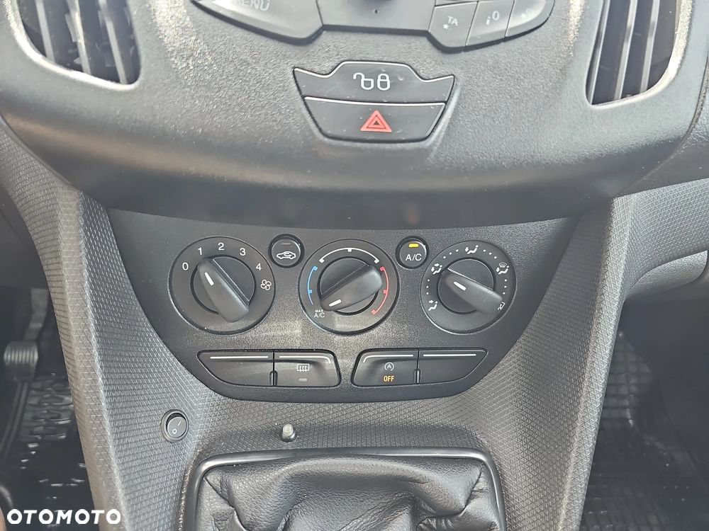 Ford Tourneo Connect 1.5 TDCi Trend - 17