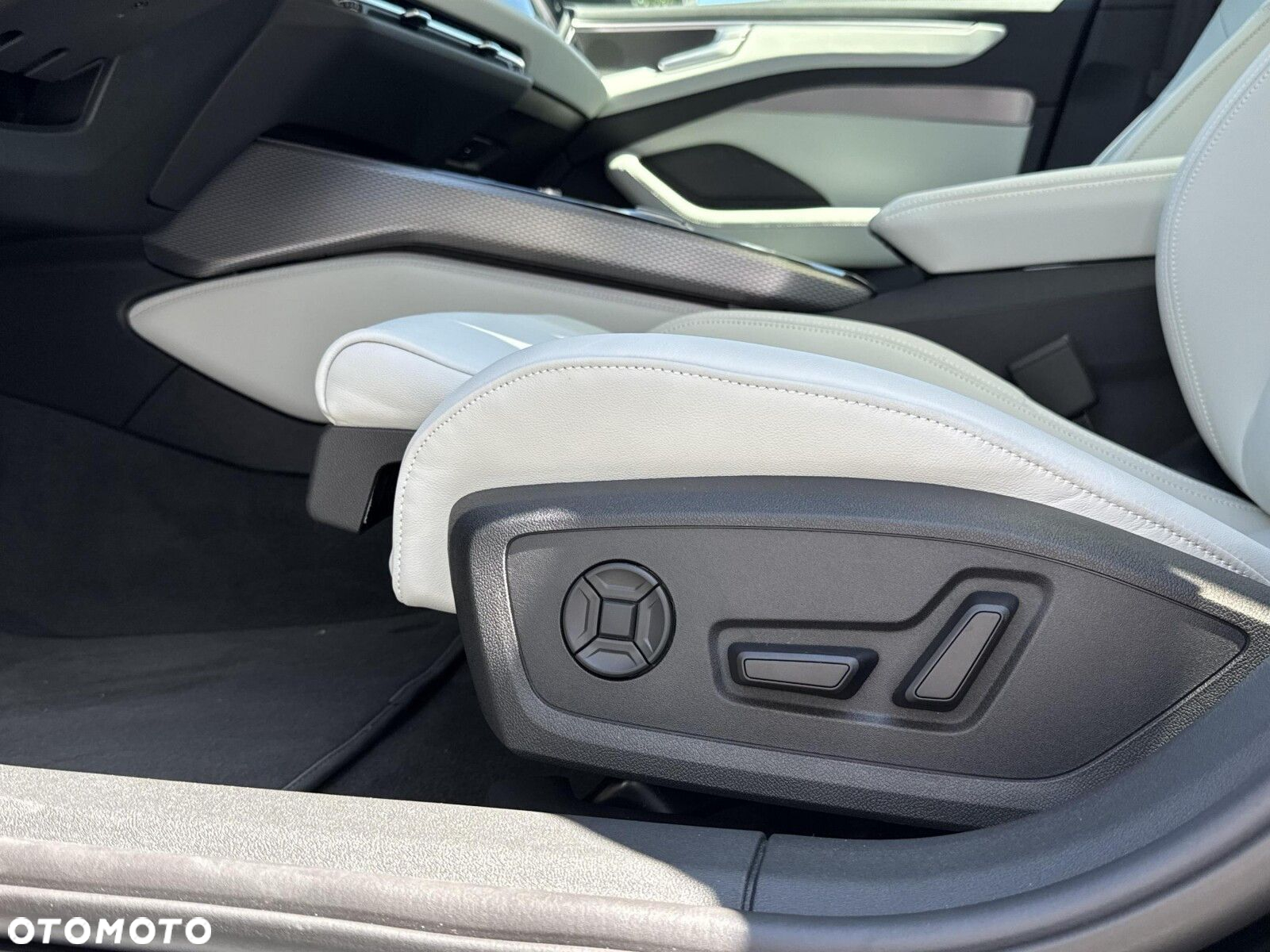 Audi A6 - 24