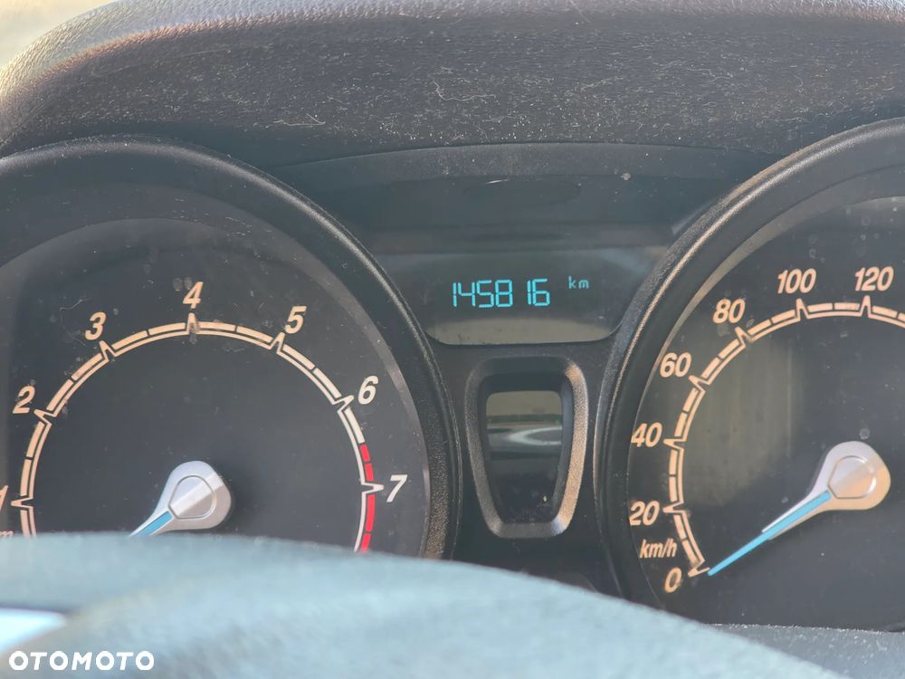 Ford Tourneo Courier 1.0 EcoBoost Trend - 6