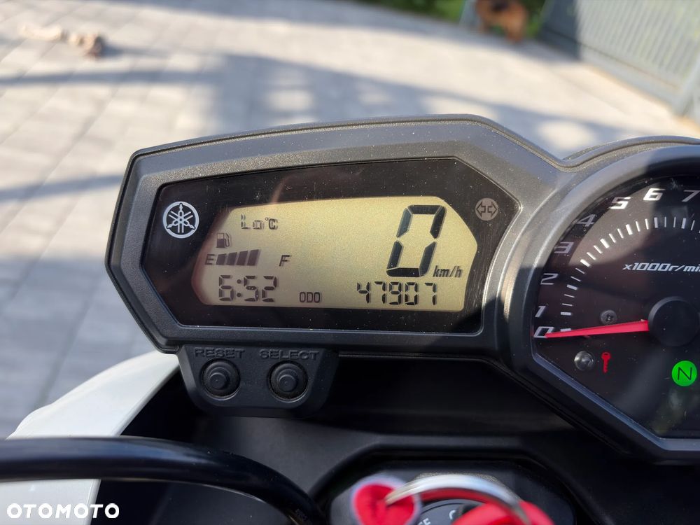 Yamaha XJ - 8