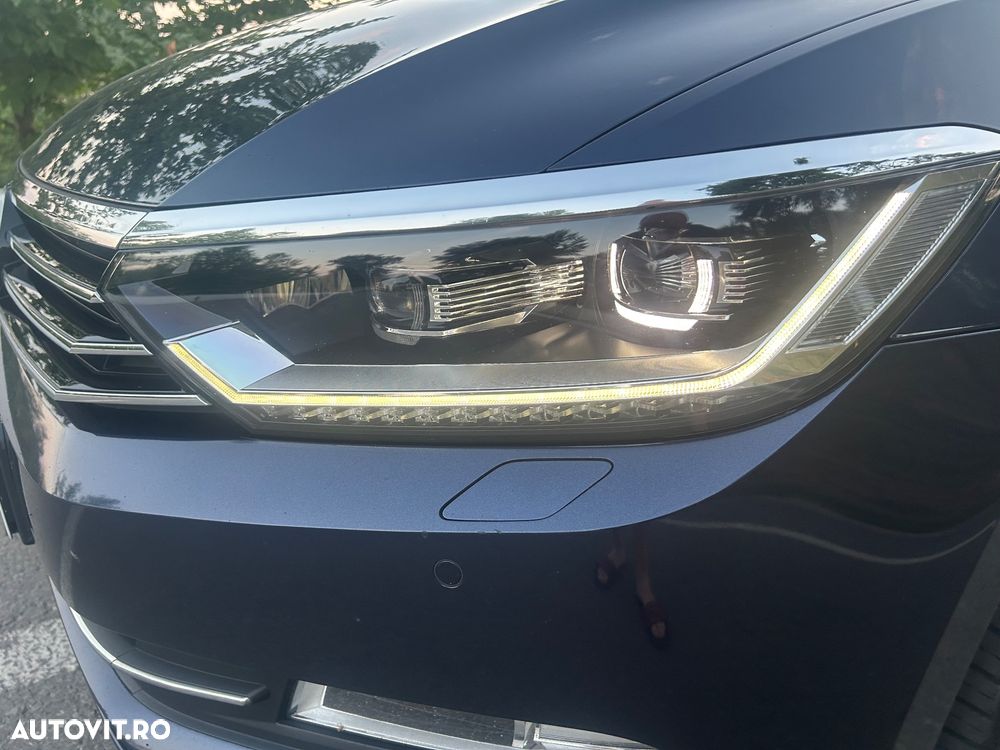 Volkswagen Passat 2.0 TDI DSG Comfortline - 30