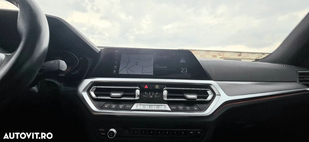 BMW Seria 3 320d xDrive Aut. M Sport - 38