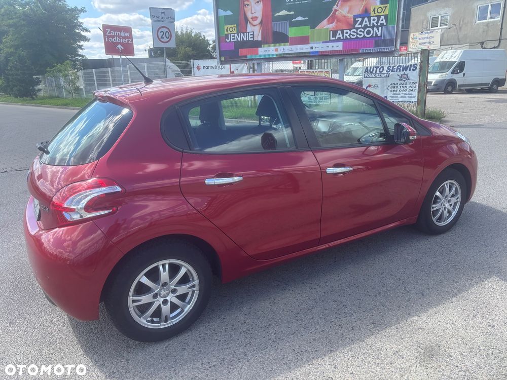 Peugeot 208 1.2 PureTech Active - 11