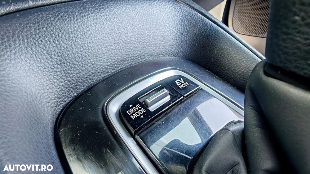Toyota Corolla - 16