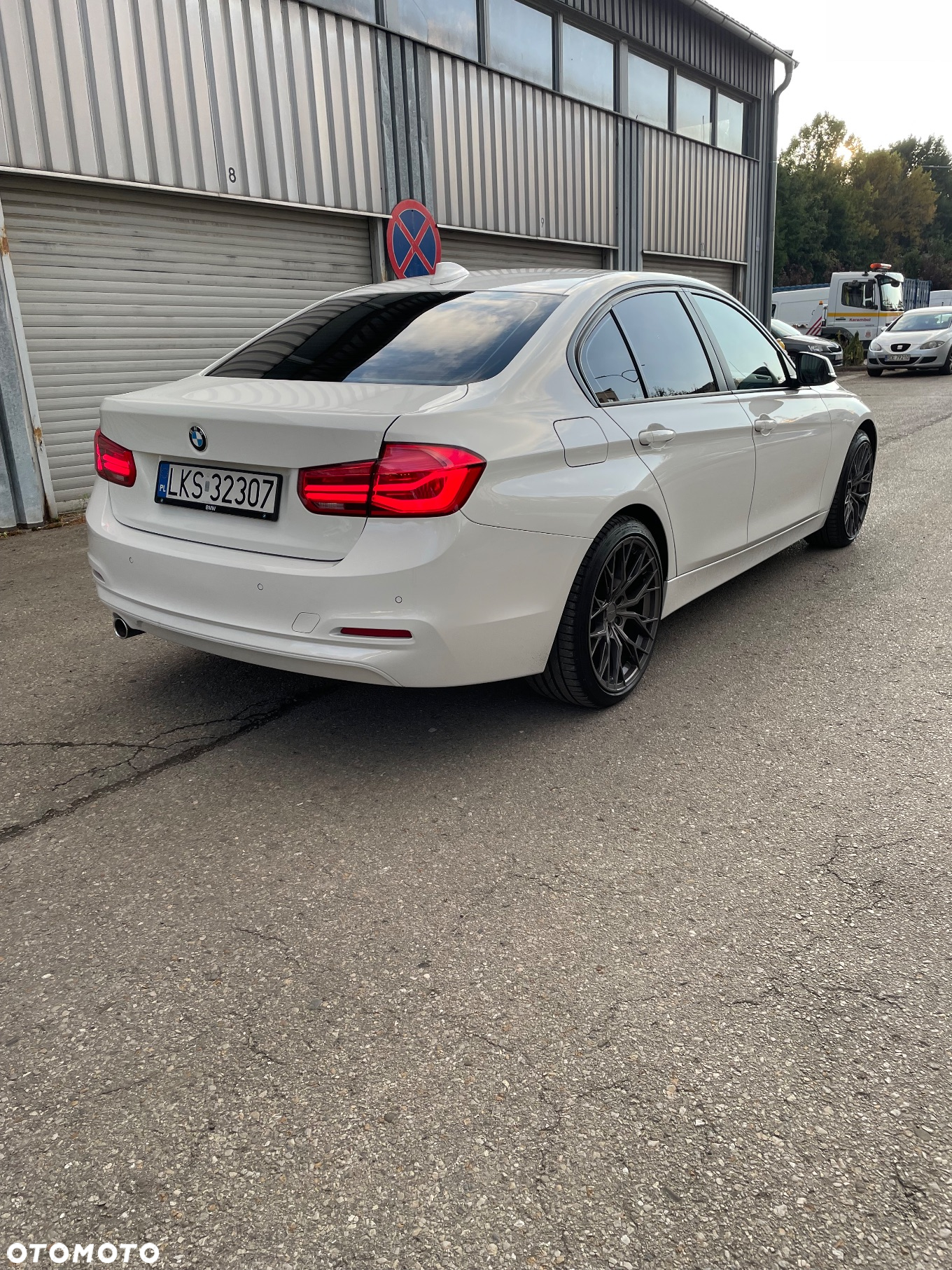 BMW Seria 3 316d - 4