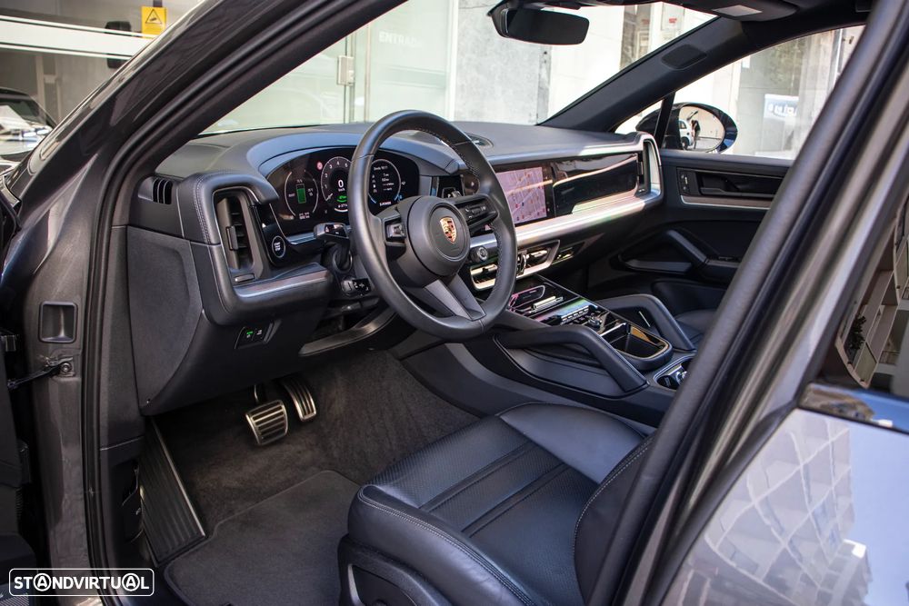 Porsche Cayenne Coupé S E-Hybrid - 8