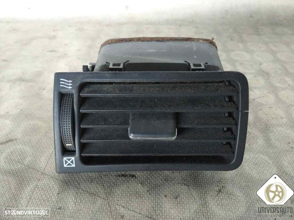 GRELHA VENTILADORA TOYOTA COROLLA - 4