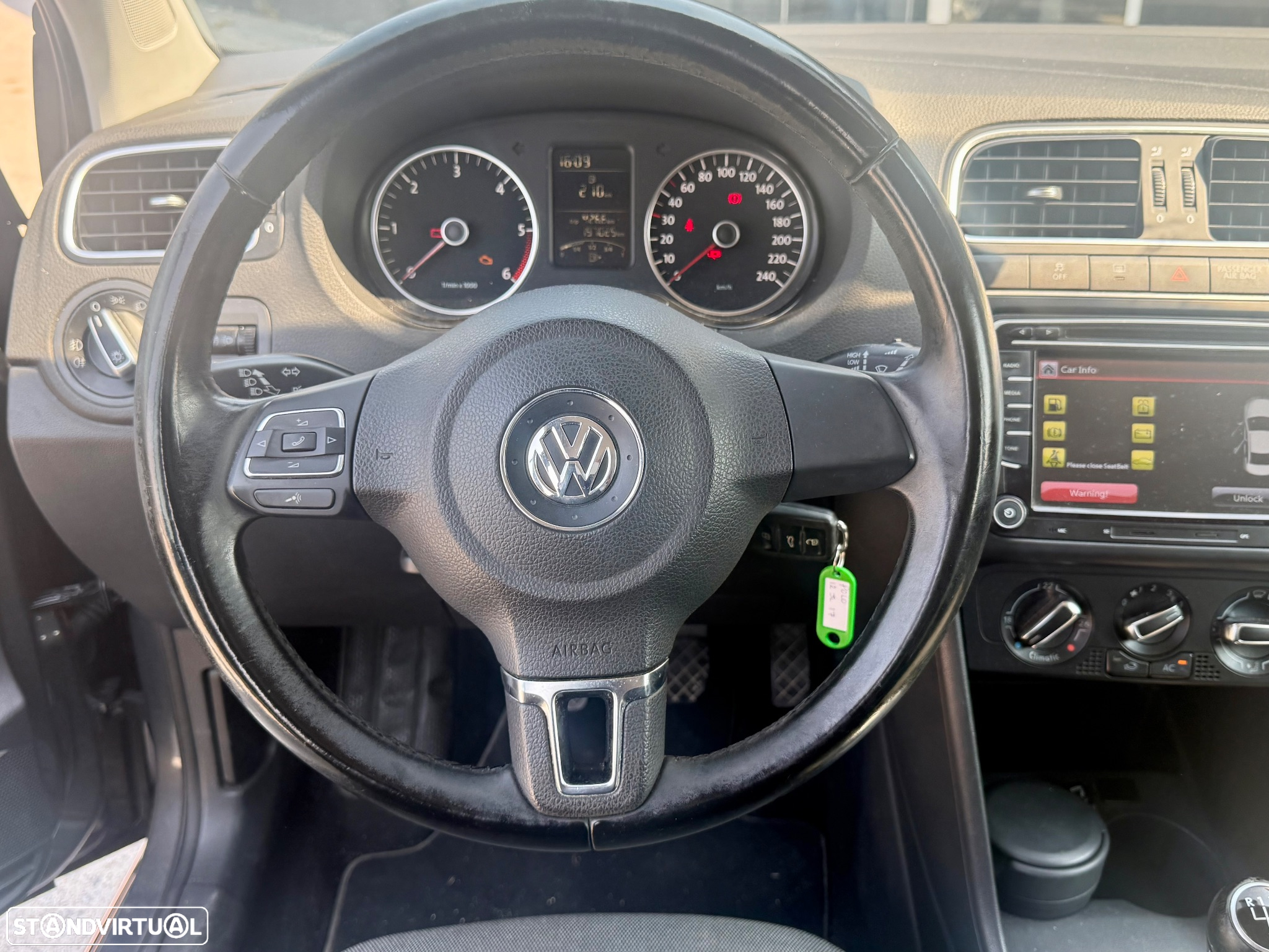 VW Polo 1.6 TDI Highline - 55