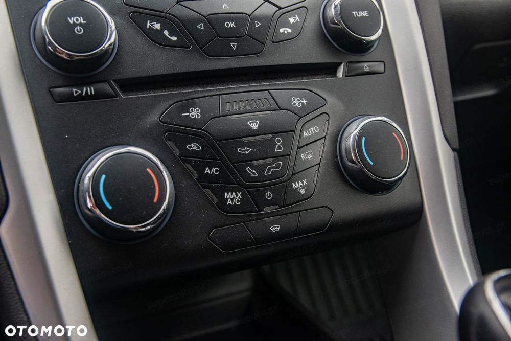 Ford Mondeo - 23