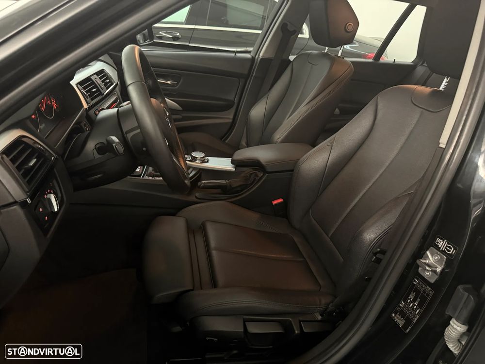 BMW 318 d Line Sport - 30