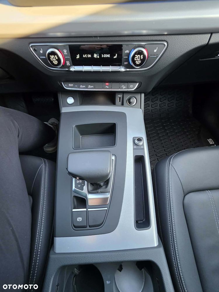 Audi Q5 45 TFSI quattro S tronic S line business - 15