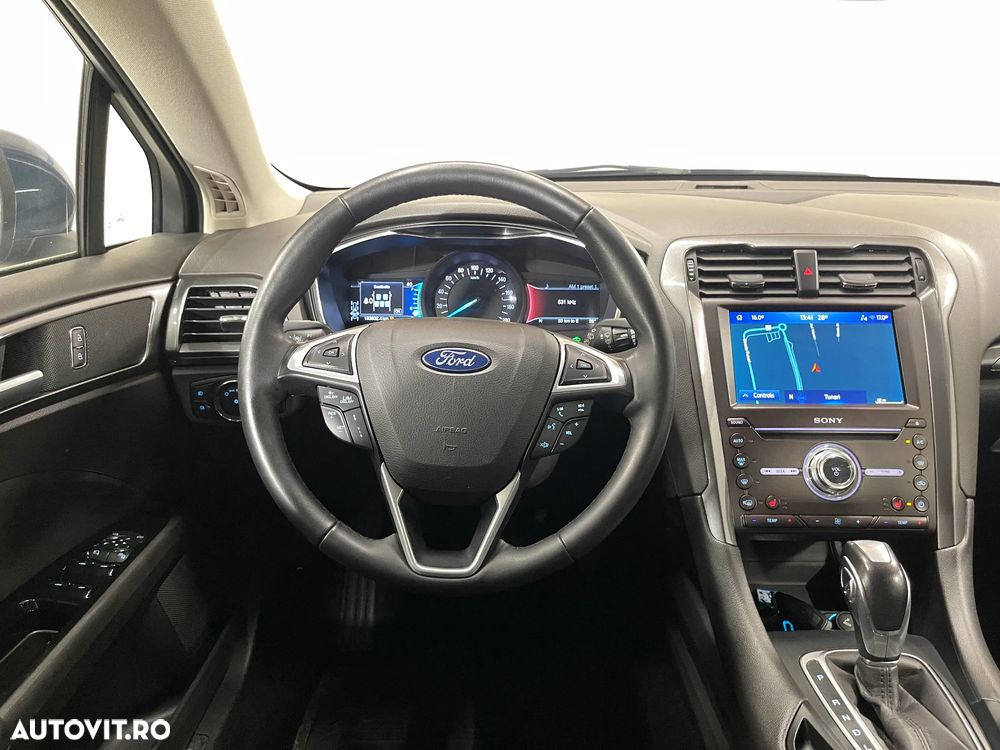 Ford Mondeo 2.0 HEV Titanium - 7